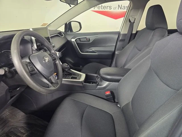 Used 2025 White Toyota LE image 5