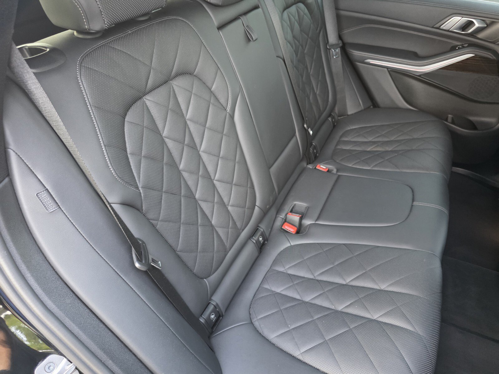 Used 2023 Jet Black BMW xDrive40i image 28