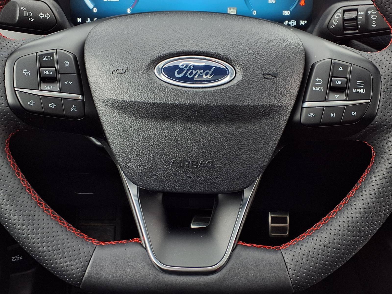 Used 2023 Iconic Silver Metallic Ford ST-Line Select image 17