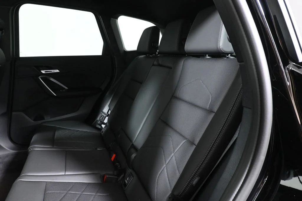 New 2027 Black BMW xDrive28i image 4