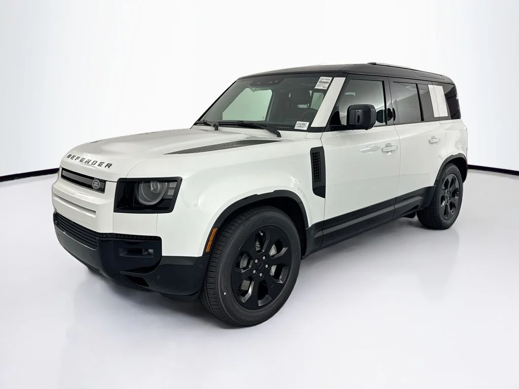 New 2026 Fuji White Land Rover X-Dynamic SE image 1