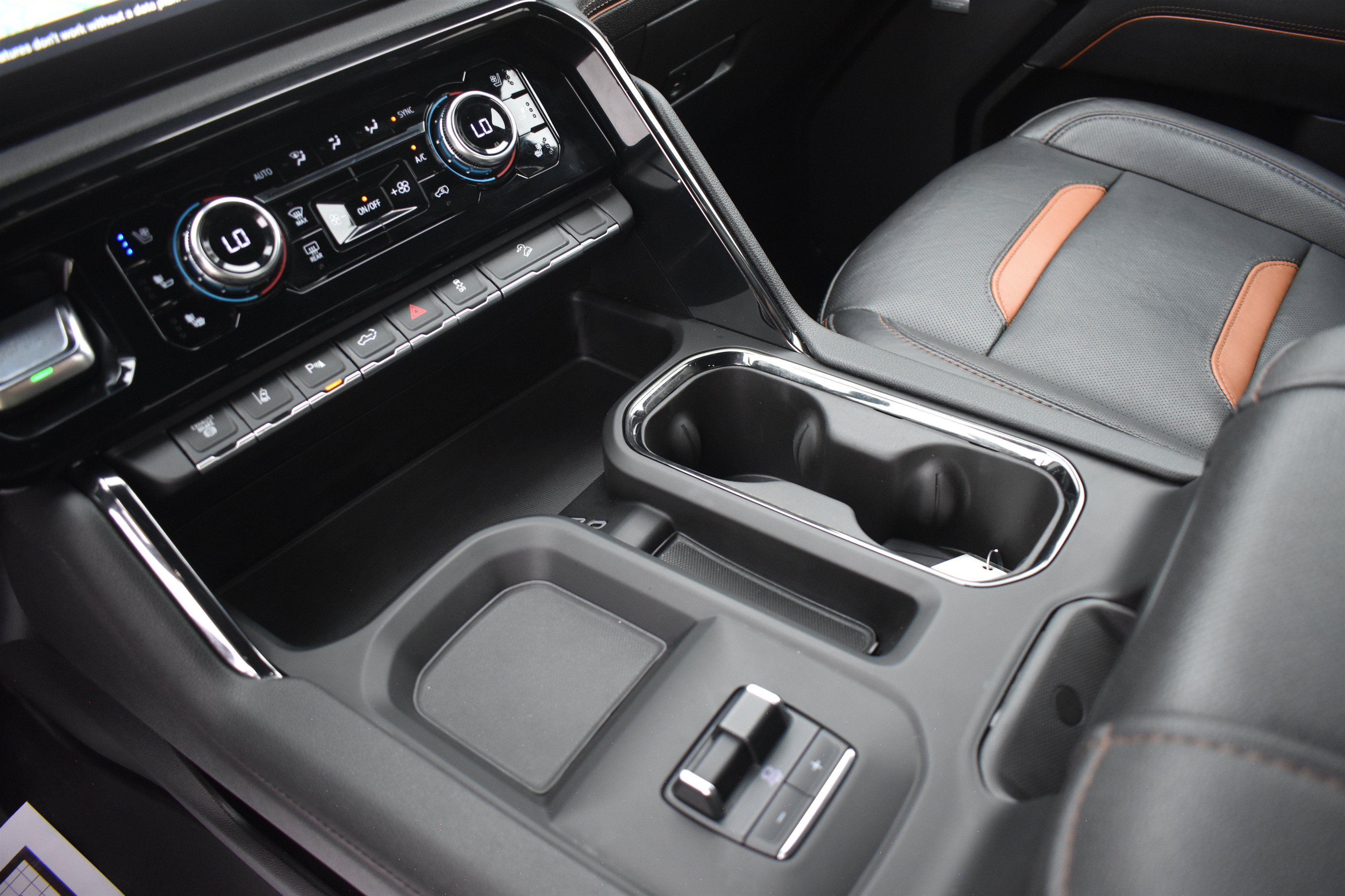 2024 GMC Sierra 2500HD AT4 - Photo 31