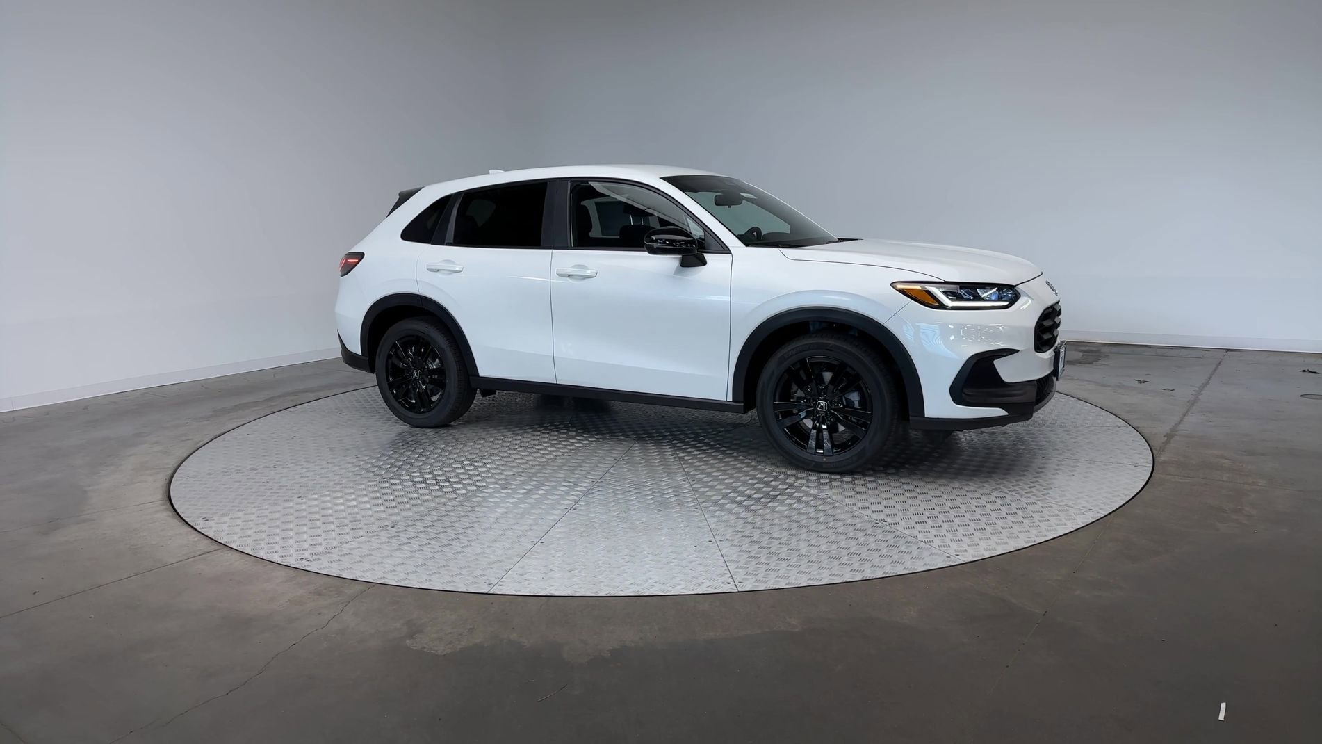 New 2027 Platinum White Pearl Honda Sport image 4