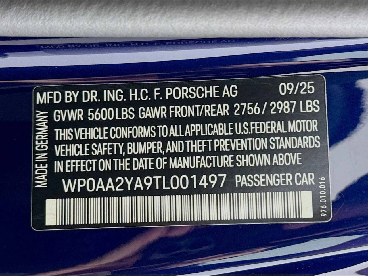 New 2026 Gentian Blue Metallic Porsche 4 image 33