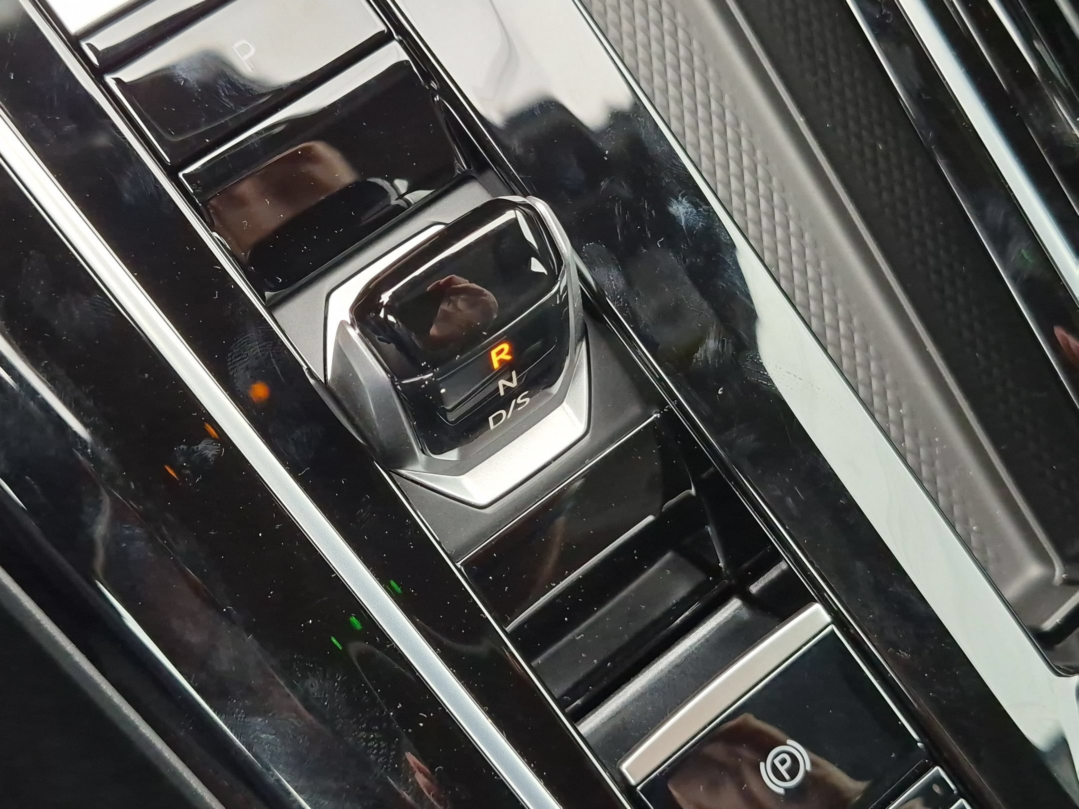 New 2026 Moonstone Gray Volkswagen SE image 13