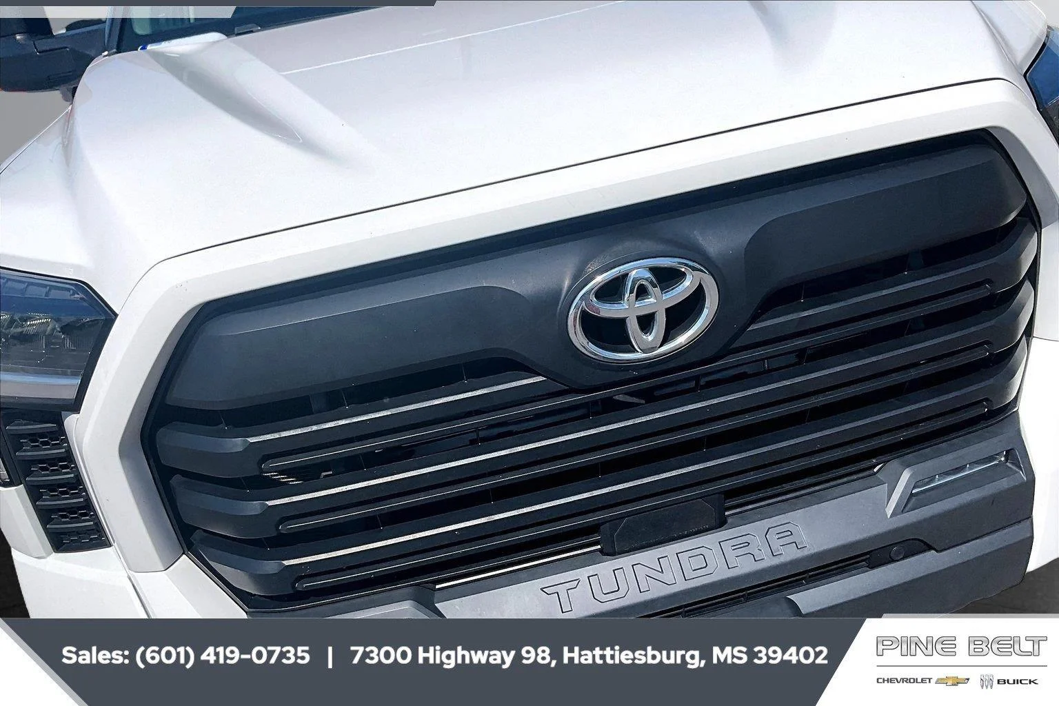 Used 2023 Ice Cap Toyota SR5 image 22