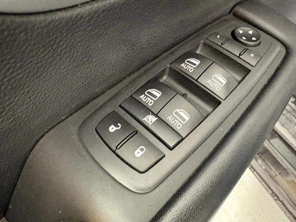 Used 2020 Black Chrysler Touring L Plus image 18