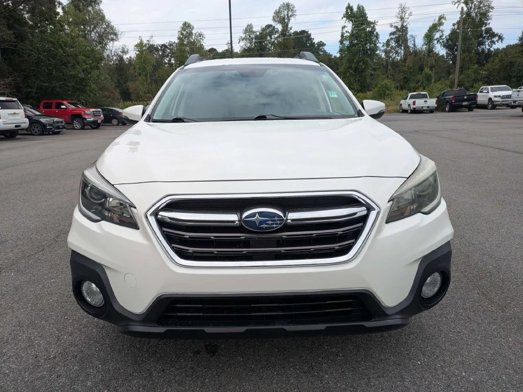 Used 2019 White Subaru 2.5i image 10