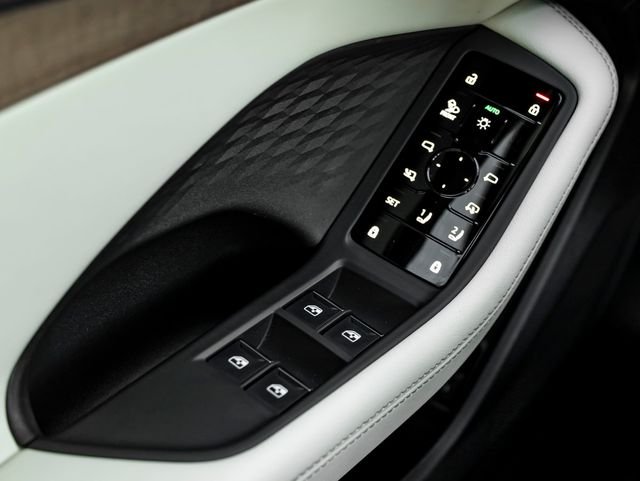 Used 2025 Horizon Blue Metallic Audi  image 13