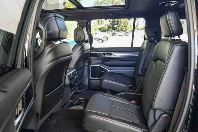 New 2026 High Gloss Black Exterior Paint Jeep Grand Wagoneer image 19