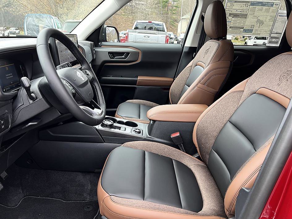 New 2026 Ruby Red Metallic Tinted Clearcoat Ford Outer Banks® image 11