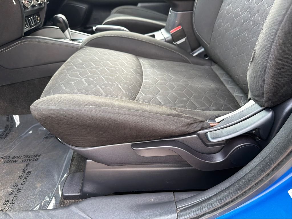 Used 2020 Octane Blue Metallic Mitsubishi ES 2.0 image 18