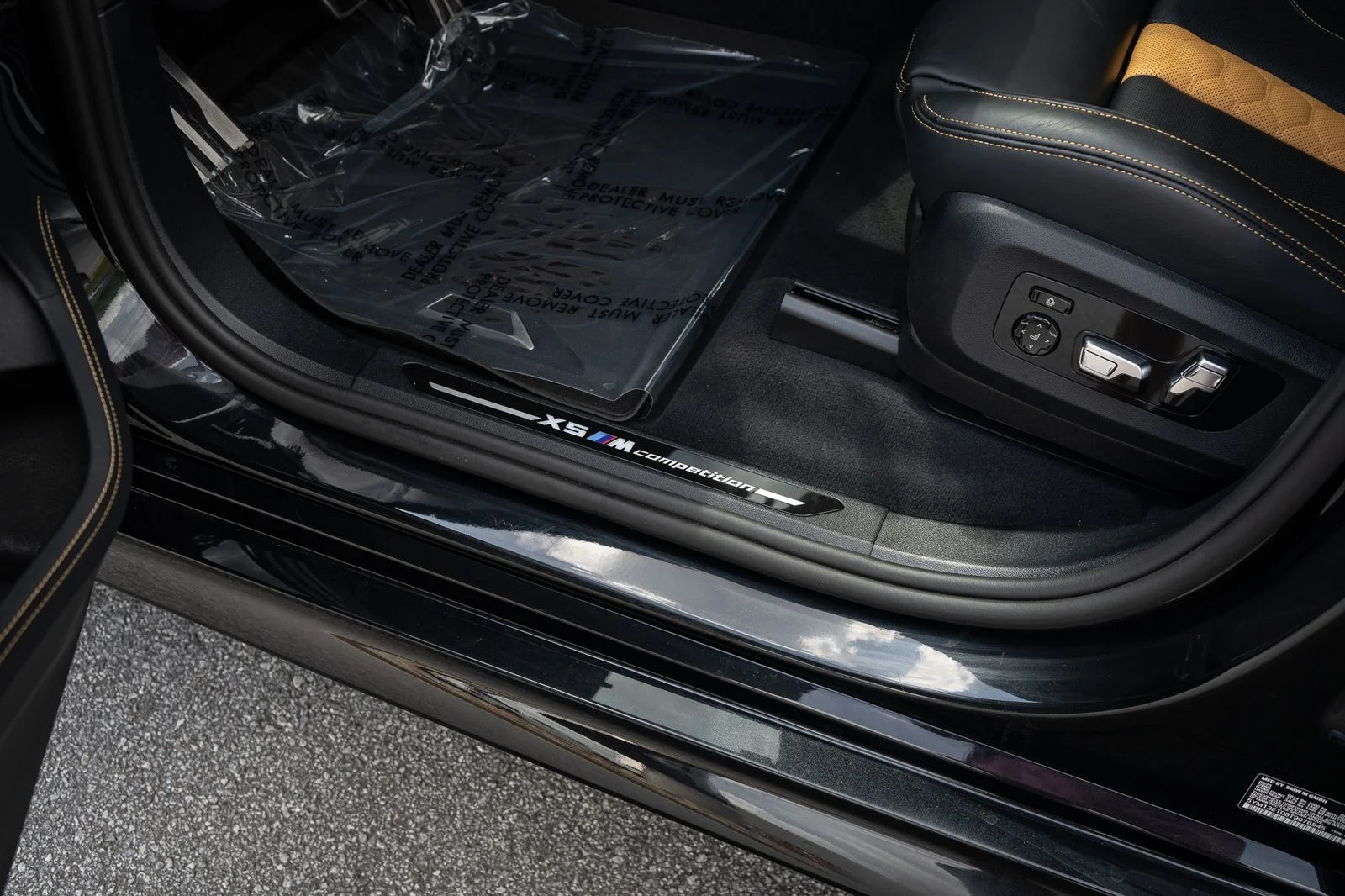 Used 2026 Black BMW Competition image 37