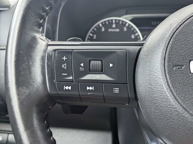 Used 2024 White Nissan SV image 24