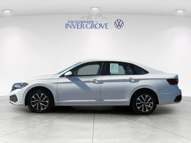 Used 2023 Pure White Volkswagen 1.5T S image 4