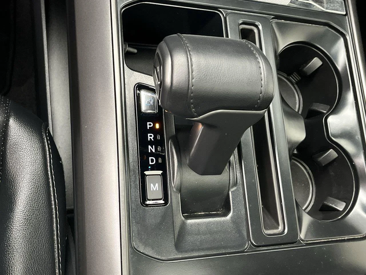 Used 2025 Black Ford LARIAT image 31