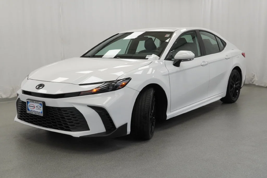 Used 2025 White Toyota SE image 34