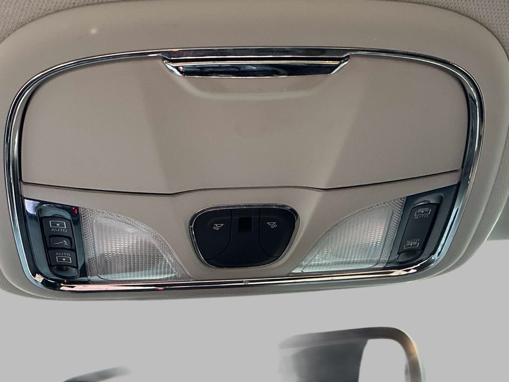 Used 2019 Gray Jeep Trailhawk image 38