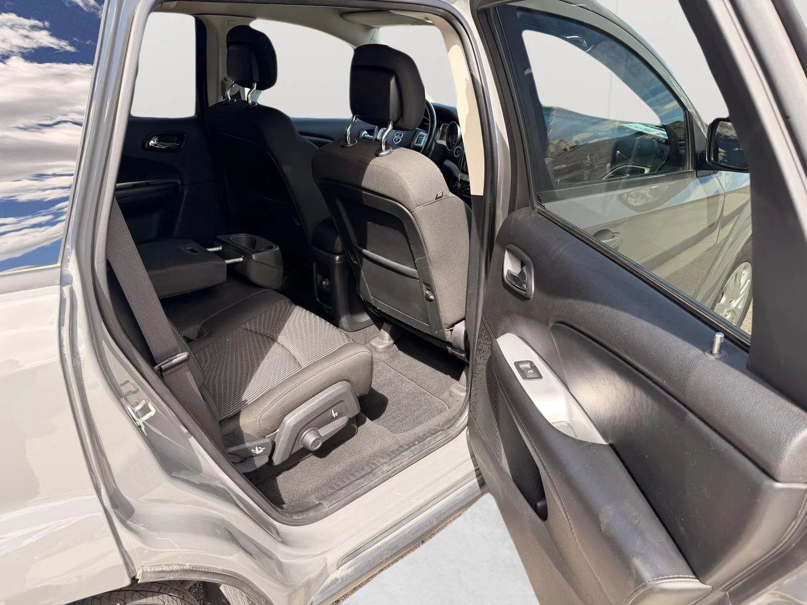 Used 2020 Destroyer Gray Clearcoat Dodge SE Value image 11