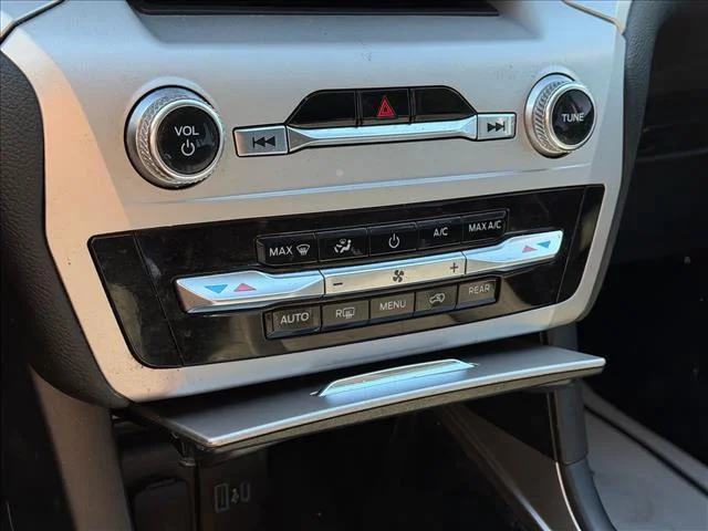 Used 2020 Oxford White Ford XLT image 18