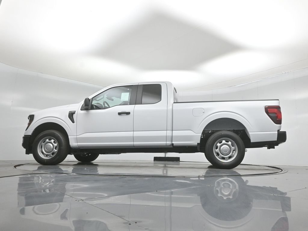 New 2026 Oxford White Ford XL image 45