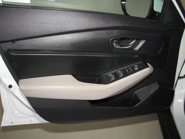 Certified Used 2024 Platinum White Pearl Honda EX image 16
