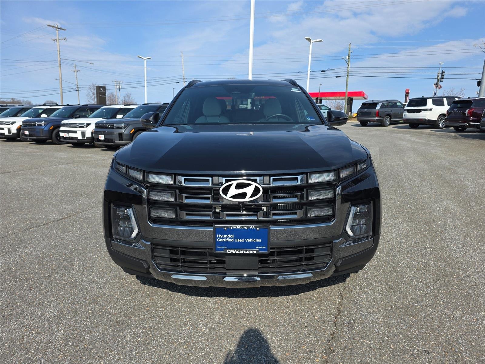 Used 2025 Phantom Black Hyundai Limited image 8
