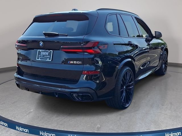 New 2026 Black Sapphire Metallic BMW M60i image 4