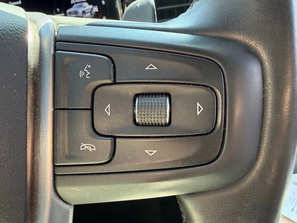 Used 2025 Volcanic Red Tintcoat GMC SLT image 12