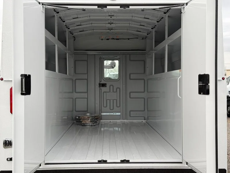 New 2026 Oxford White Ford SRW KUV image 5