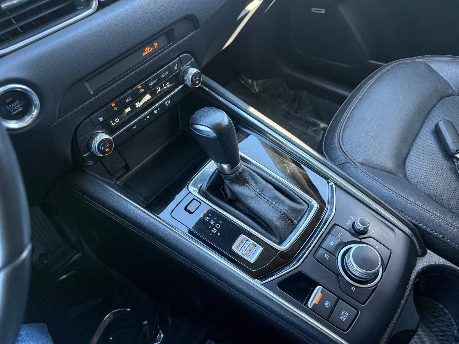 Used 2019 Snowflake White Pearl Mazda Grand Touring image 13