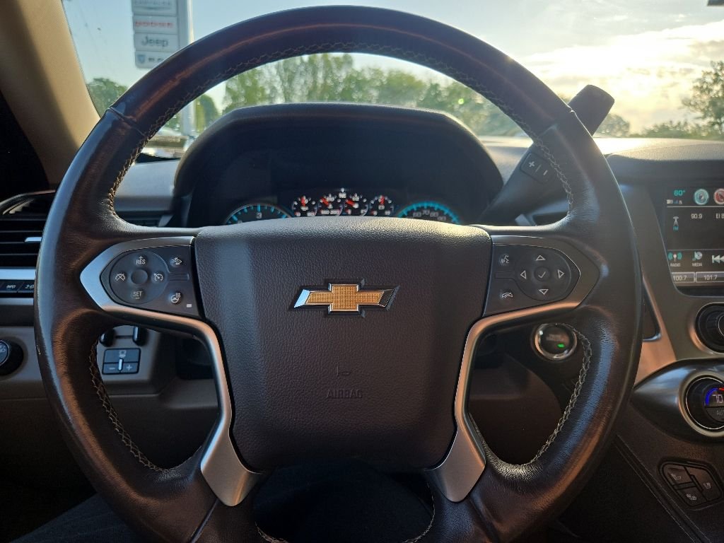 Used 2018 Gray Chevrolet Premier image 41