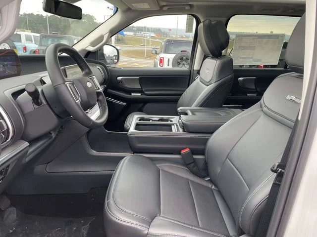 New 2026 Star White Metallic Tri-Coat Ford Platinum image 13