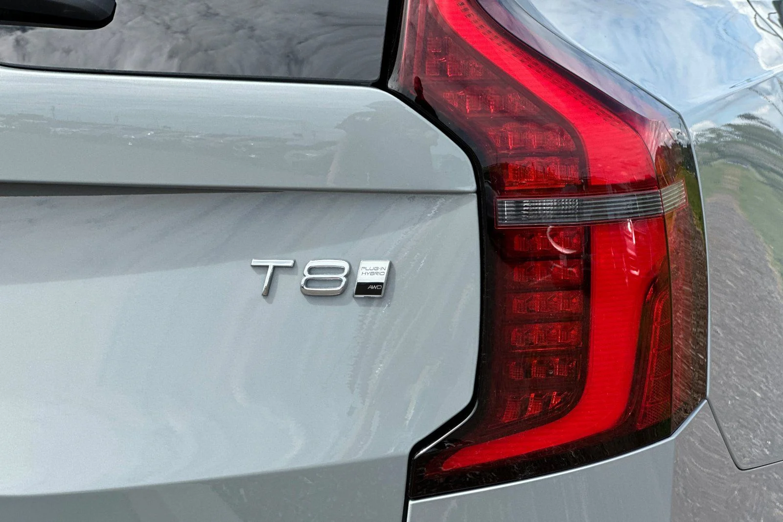 New 2026 Vapour Grey Volvo Plus image 26
