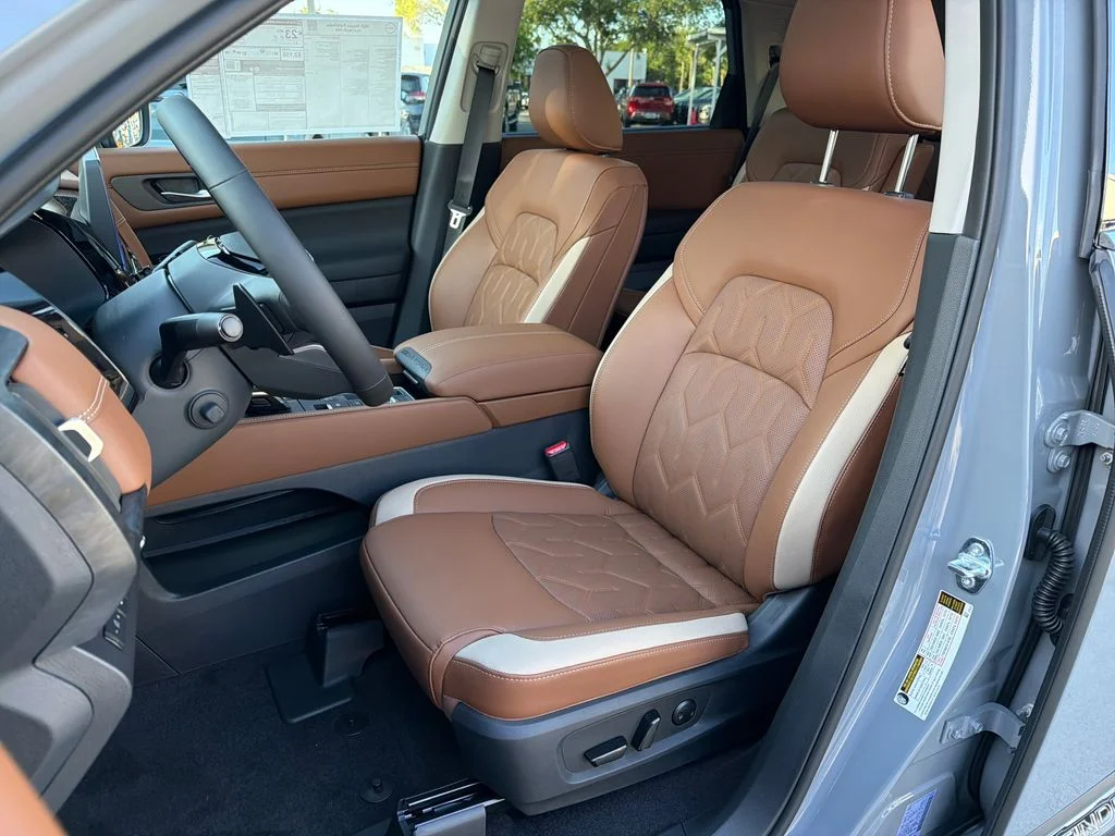 New 2026 Boulder Gray Pearl Nissan Platinum image 30