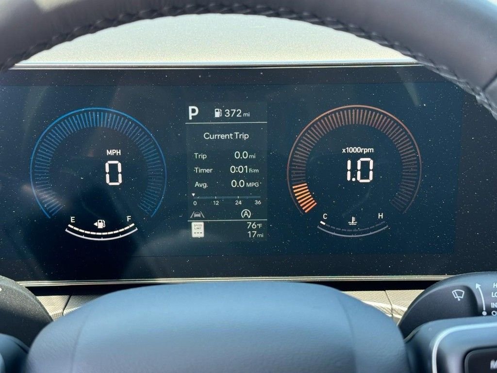 2025 Hyundai Santa Fe SE - Photo 19