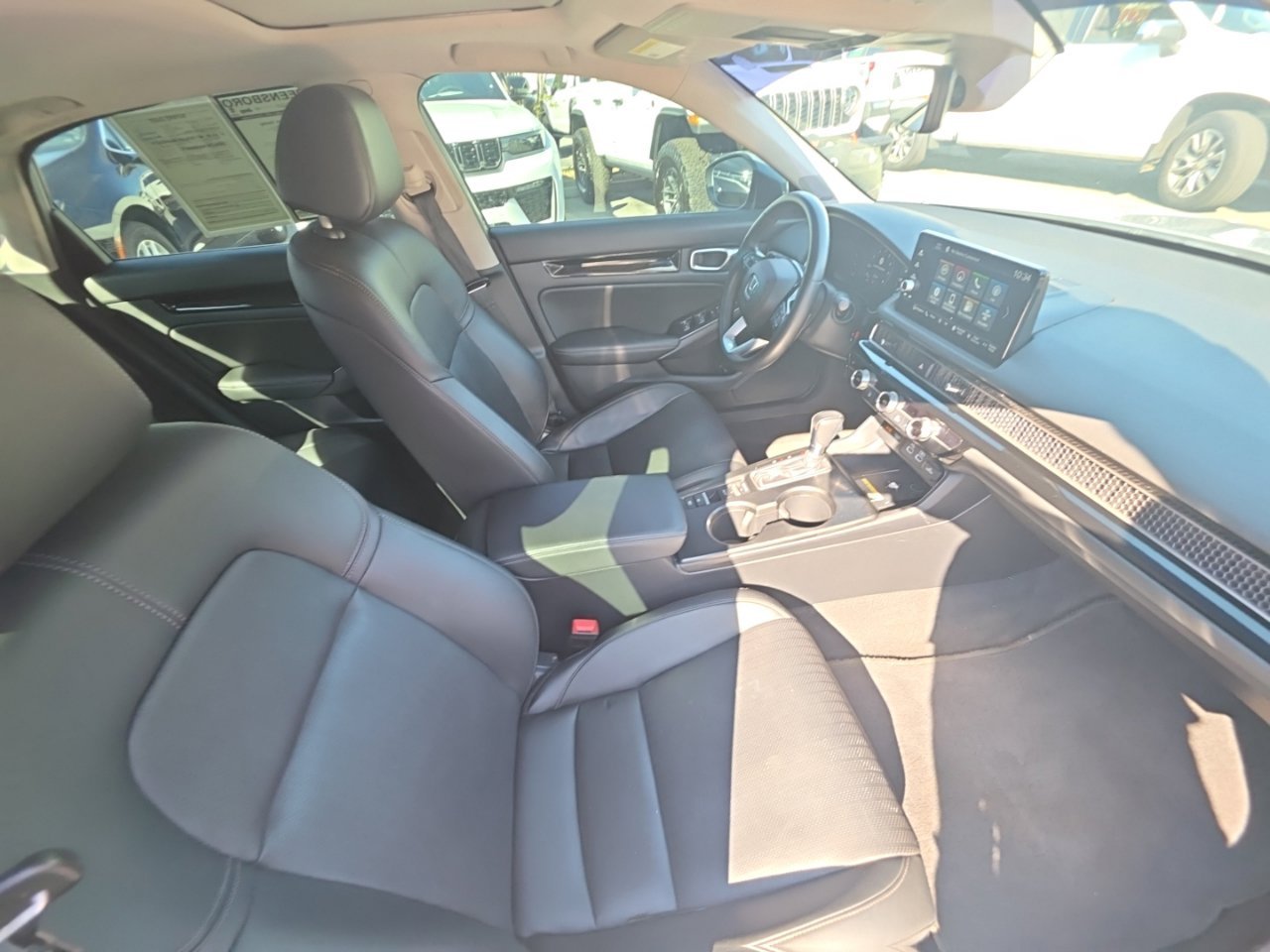 Used 2024  Honda Touring image 23