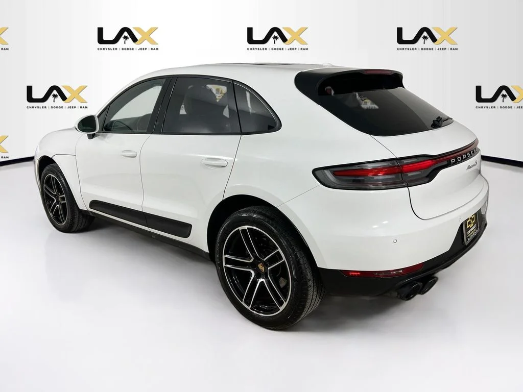 Used 2020  Porsche S image 5