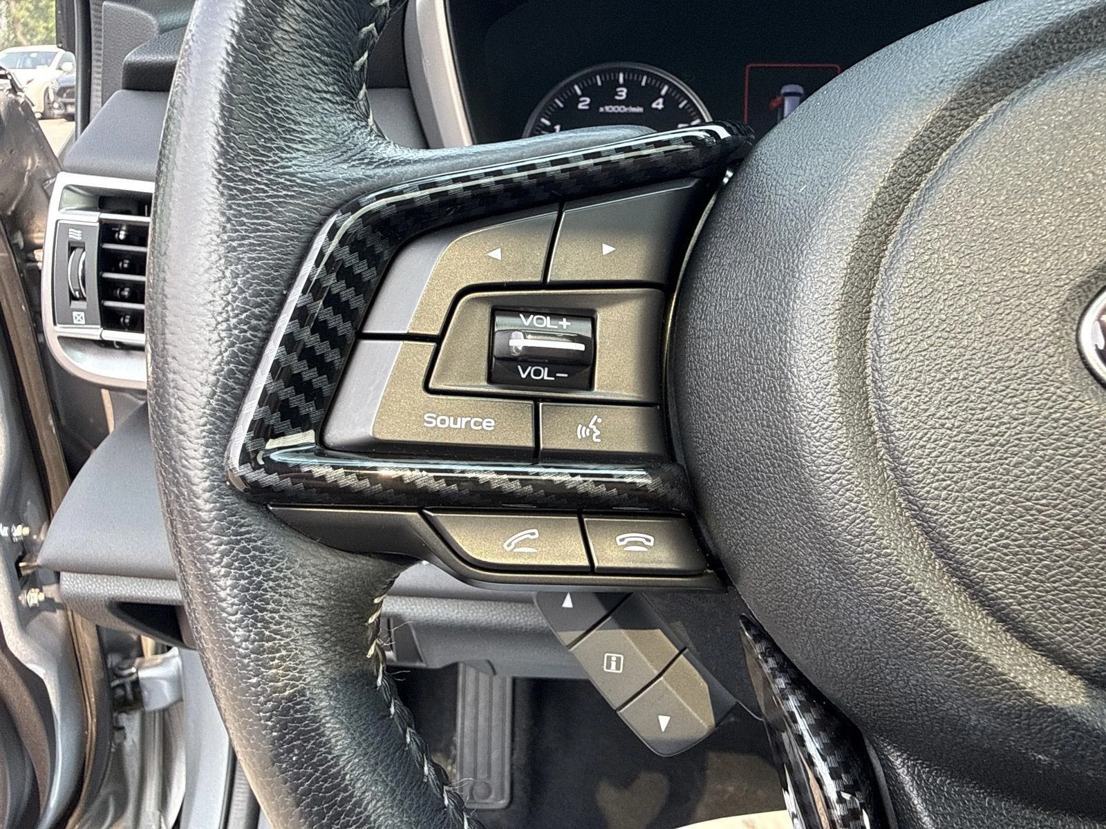 Used 2022 Ice Silver Metallic Subaru Limited XT image 28