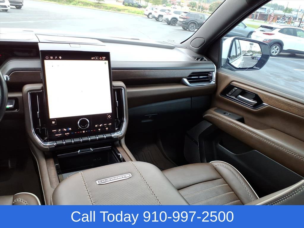 Used 2025 Summit White GMC Denali Ultimate image 30