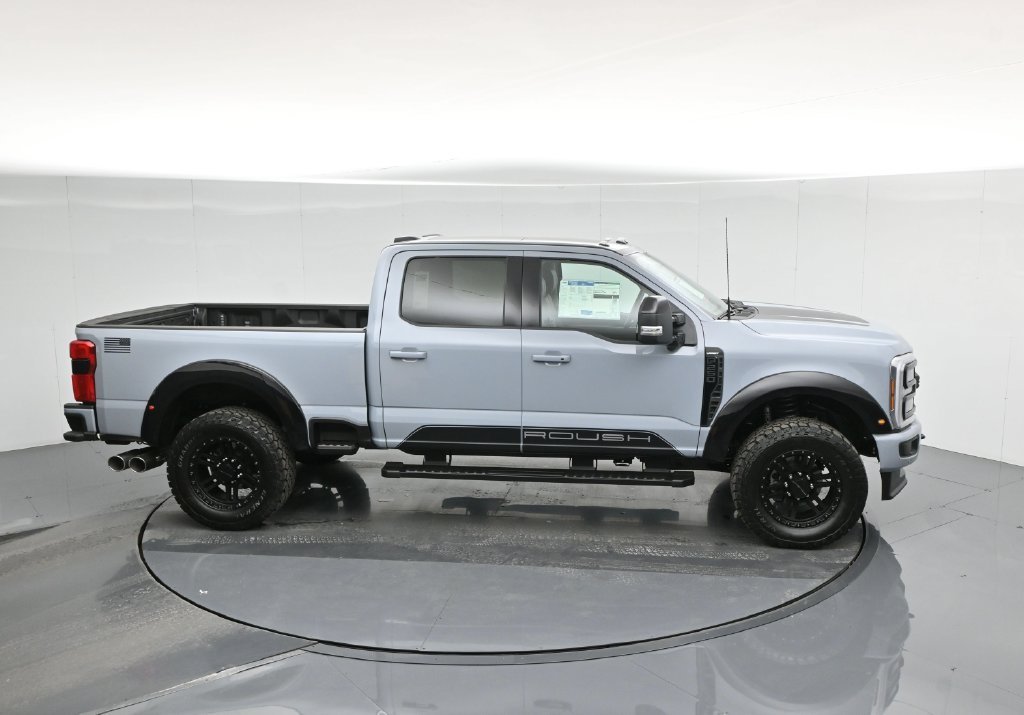 New 2026 Glacier Gray Metallic Tri-Coat Ford Lariat image 57