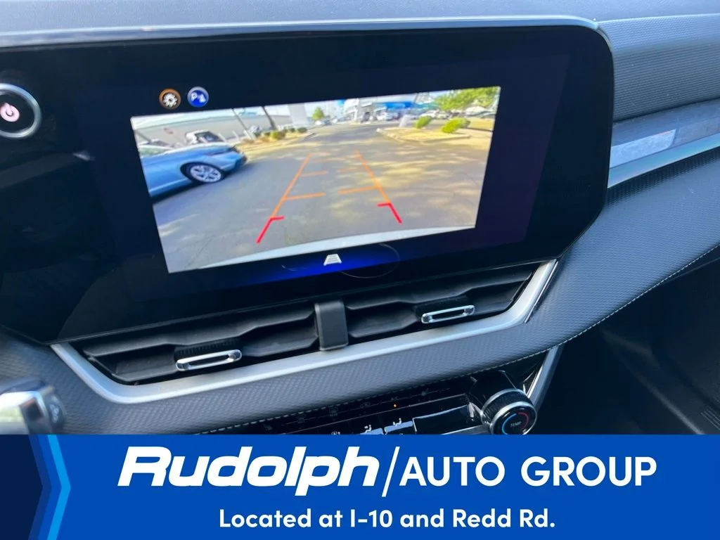 Used 2026 White Chevrolet LT image 27