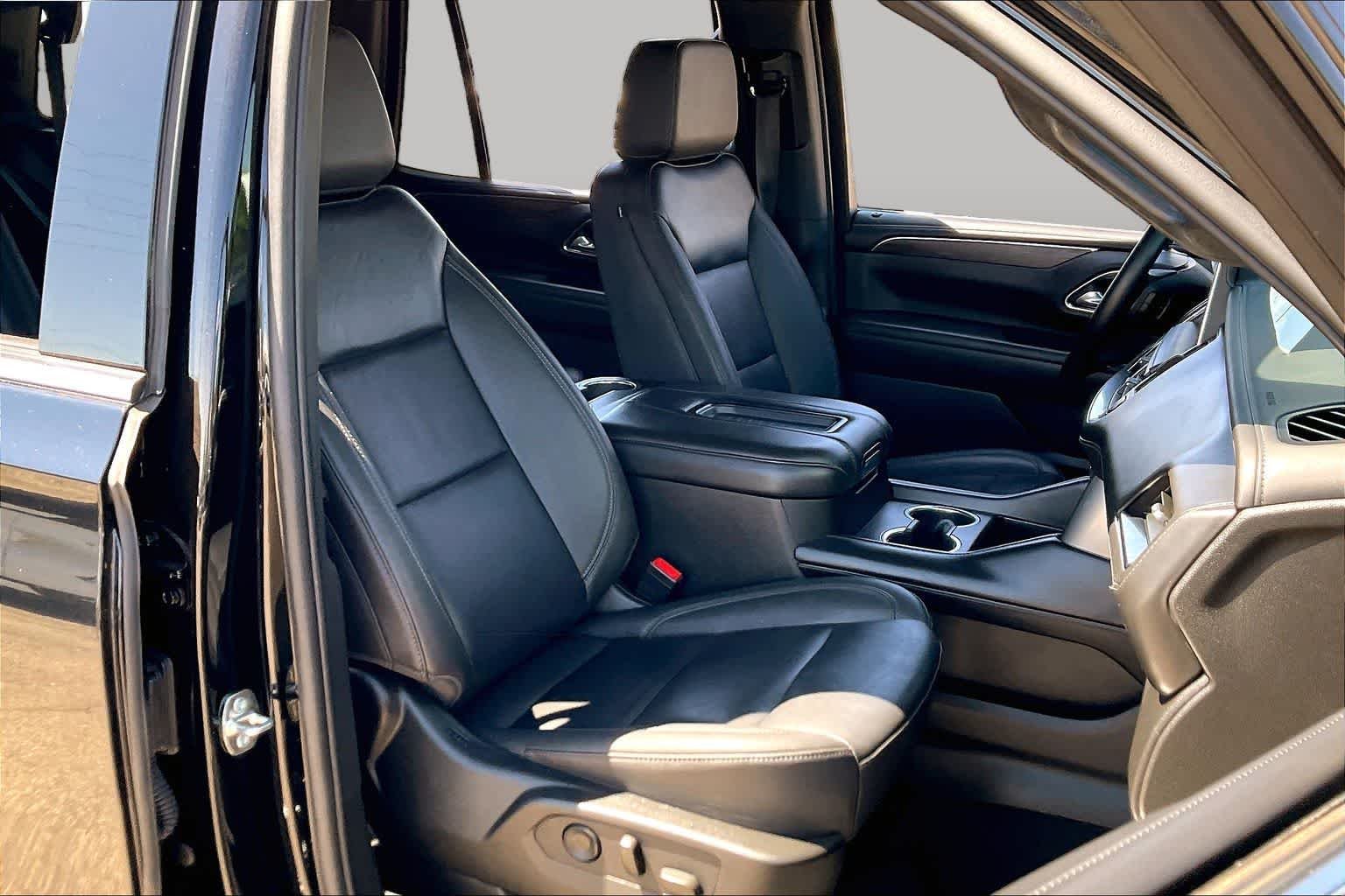 Used 2024 Black Chevrolet LT image 9