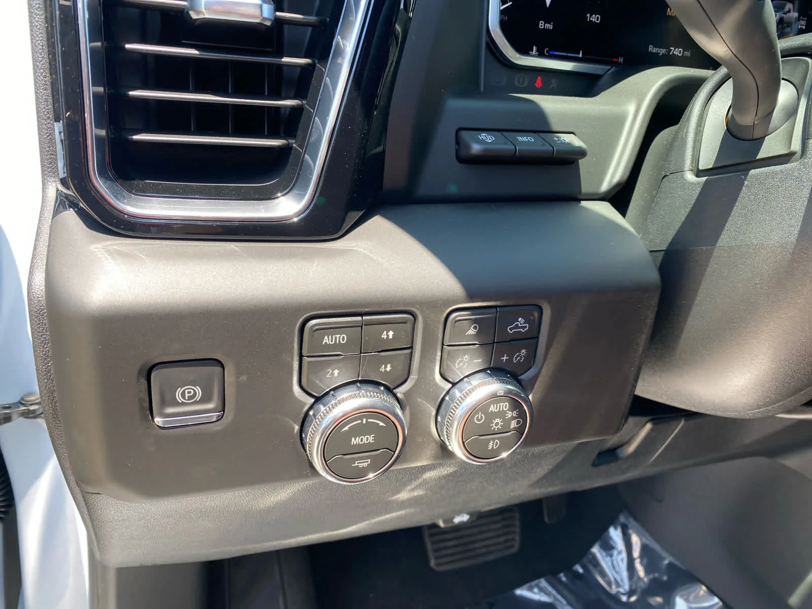 New 2026 Glacier White Tricoat GMC Denali Ultimate image 11