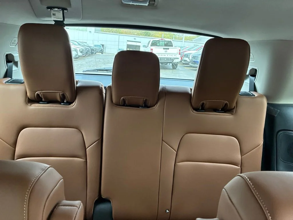 New 2026 Gray Nissan Platinum image 29