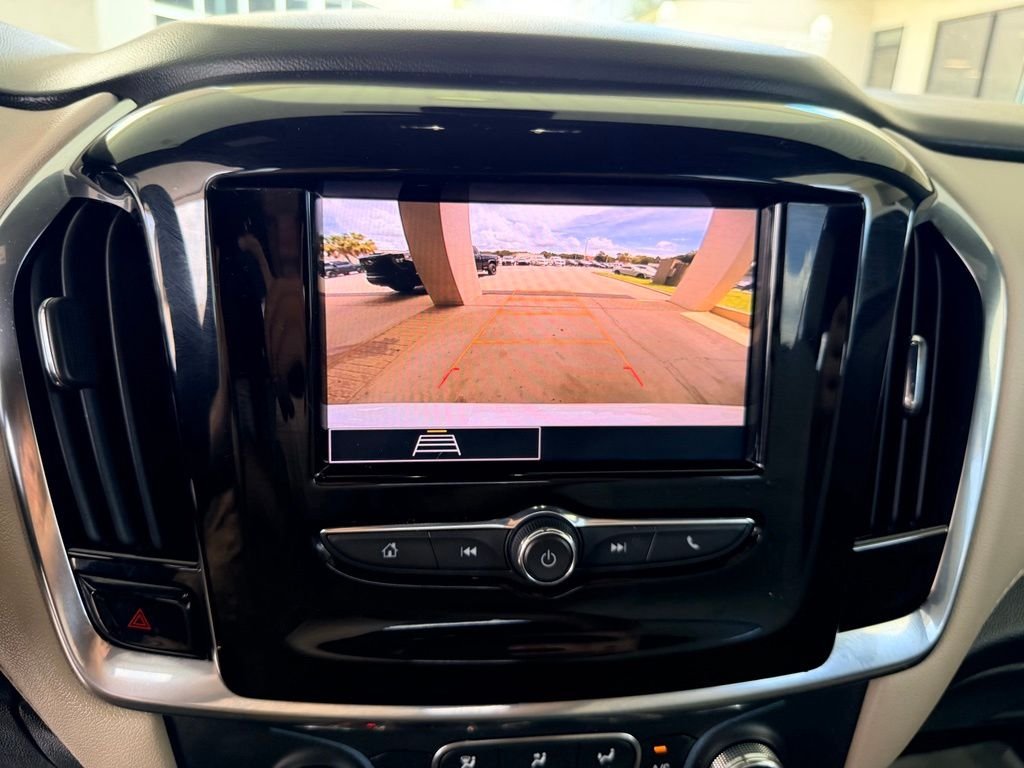 Used 2023 White Chevrolet LS image 23