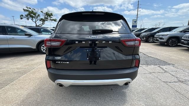 Used 2023 Black Ford Active image 11