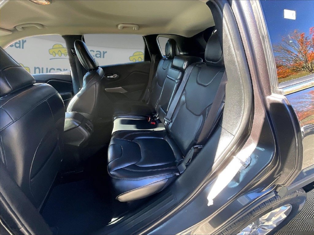 Used 2017 Gray Jeep Limited image 15