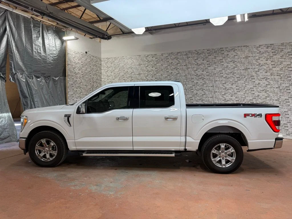 Used 2023 White Ford Lariat image 4