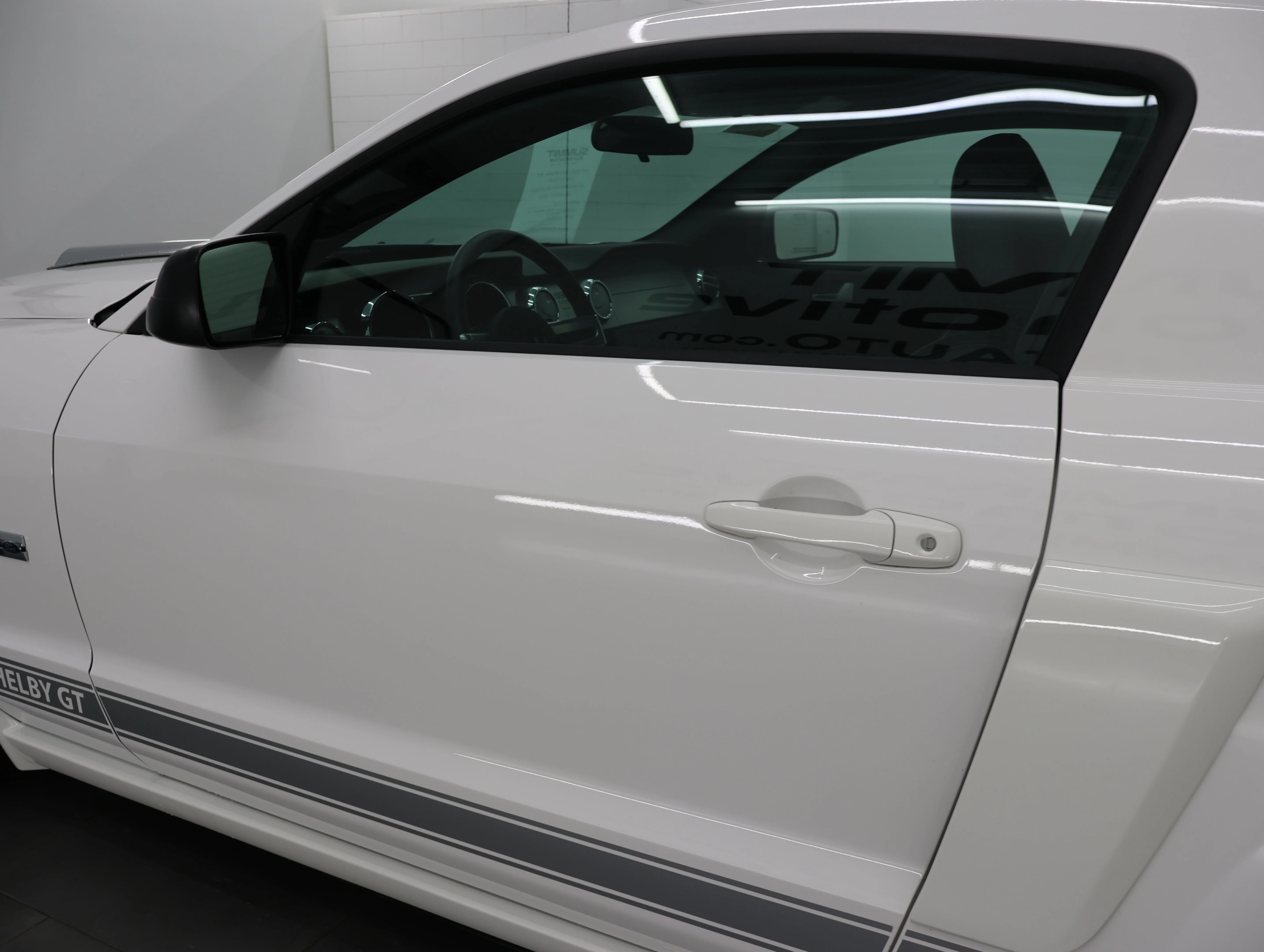 Used 2007 Performance White Ford GT Premium image 34